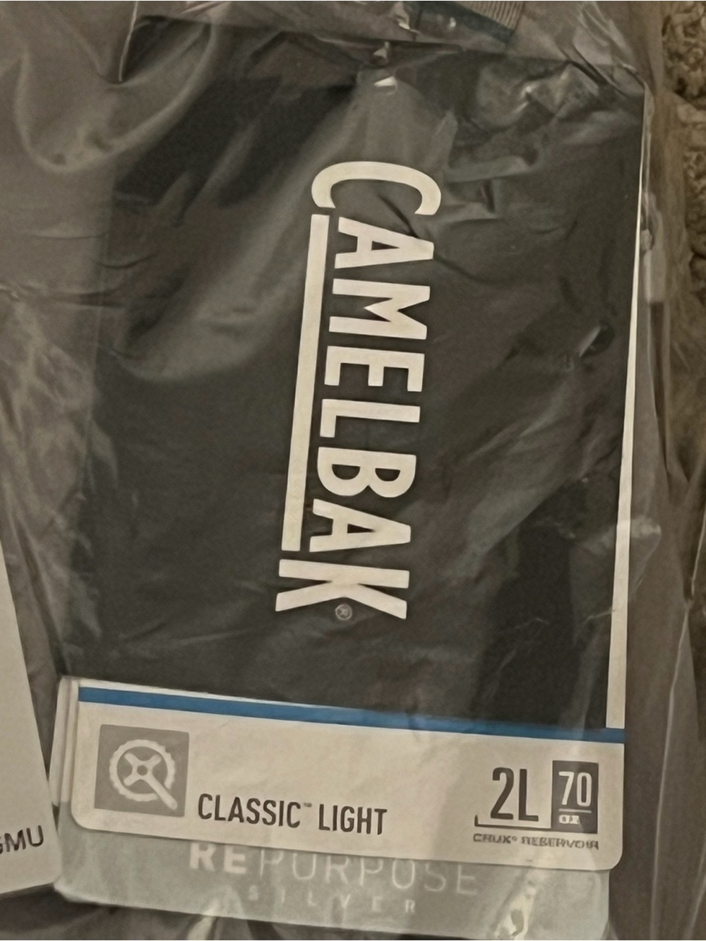 Camelbak black and white Classic Light Hydration Pack - Picture 2 of 2